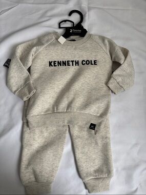 Kenneth Cole Cream Sweatshirt & Jogger Set with Black Logo 18M nwt
